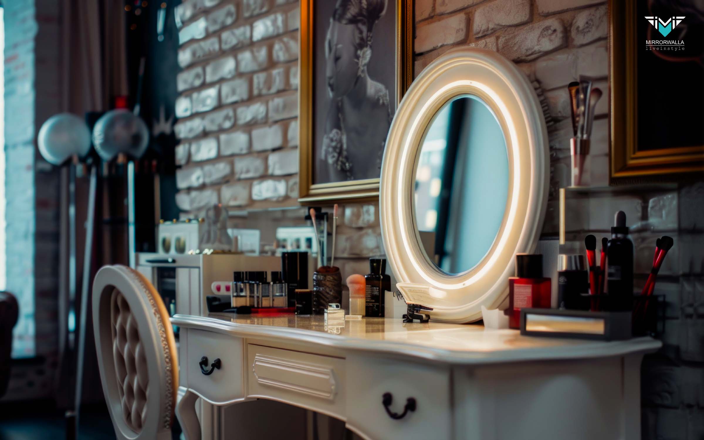 Dressing Mirrors for Bedroom.