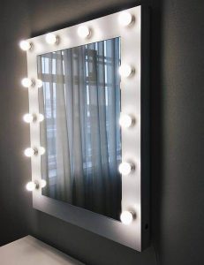 Glossy White Hollywood Makeup Mirror